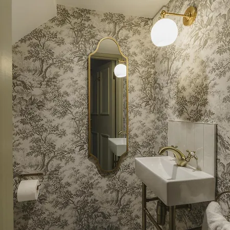 Bay Tree ボウネス＝オン＝ウィンダミア