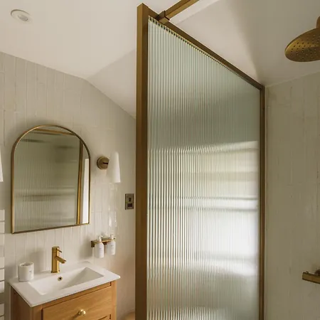 Bay Tree * ボウネス＝オン＝ウィンダミア